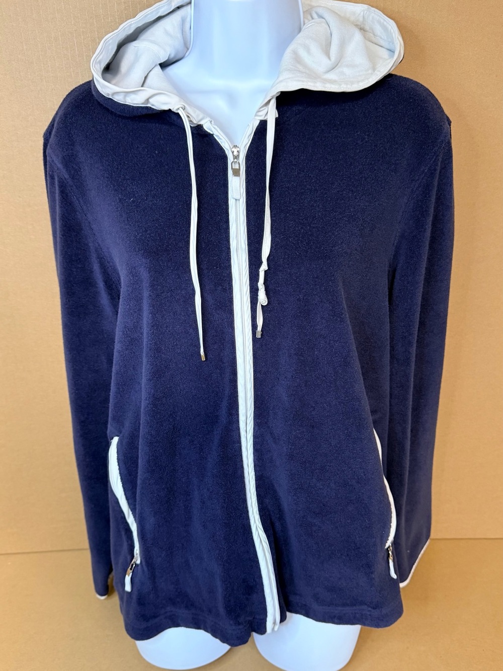Real Clothes, Full Zip Hoodie, Size XL, 2 Pocket, Terry Sweatshirt White Trim